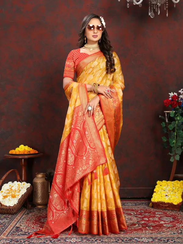 Yellow_Soft_Organza_Silk_With_Meenakari_Weaving_Design_Pallu_Saree