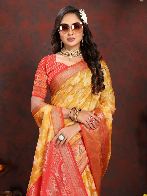 Yellow_Soft_Organza_Silk_With_Meenakari_Weaving_Design_Pallu_Saree