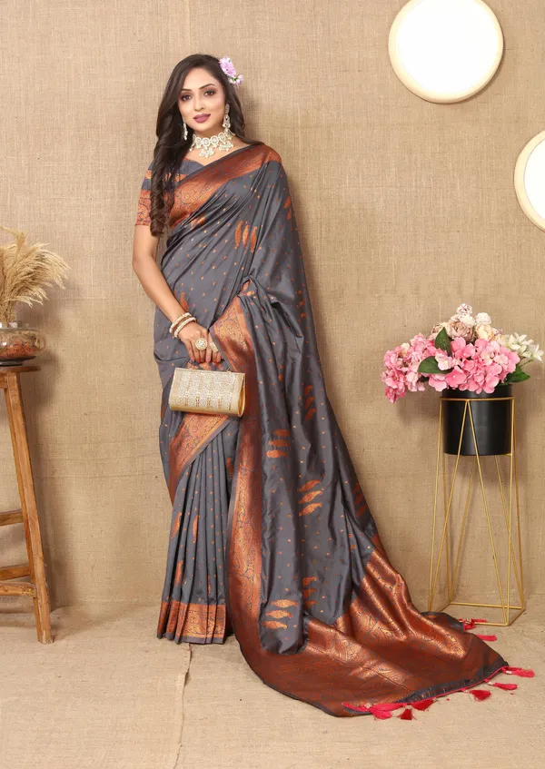 Grey_Soft_Silk_With_Copper_Zari_Weaving_Design_And_Rich_Zari_Weaving_Pallu_End_Saree