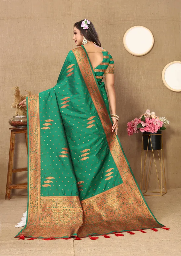 Green_Soft_Silk_With_Copper_Zari_Weaving_Design_And_Rich_Zari_Weaving_Pallu_Saree