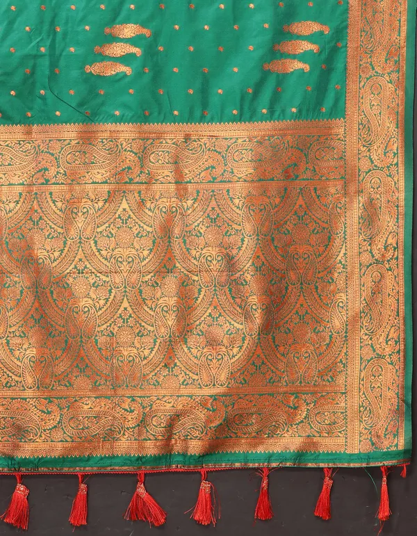Green_Soft_Silk_With_Copper_Zari_Weaving_Design_And_Rich_Zari_Weaving_Pallu_Saree