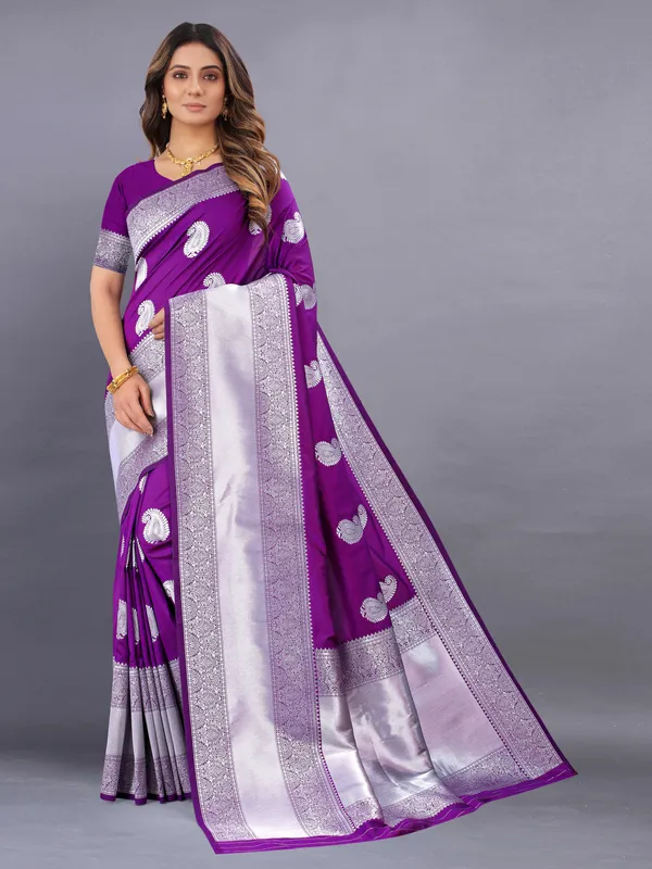 Wine_Amazing_Ethnic_Wear_Silk_Traditional_Saree