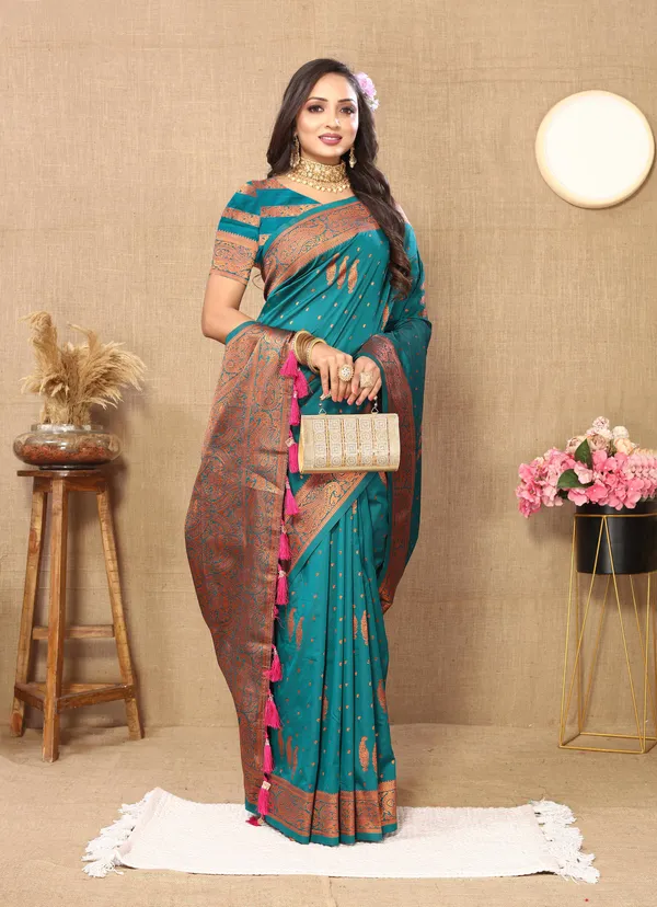 Peacoke_Blue_Soft_Silk_With_Copper_Zari_Weaving_Design_And_Rich_Zari_Weaving_Pallu_Saree