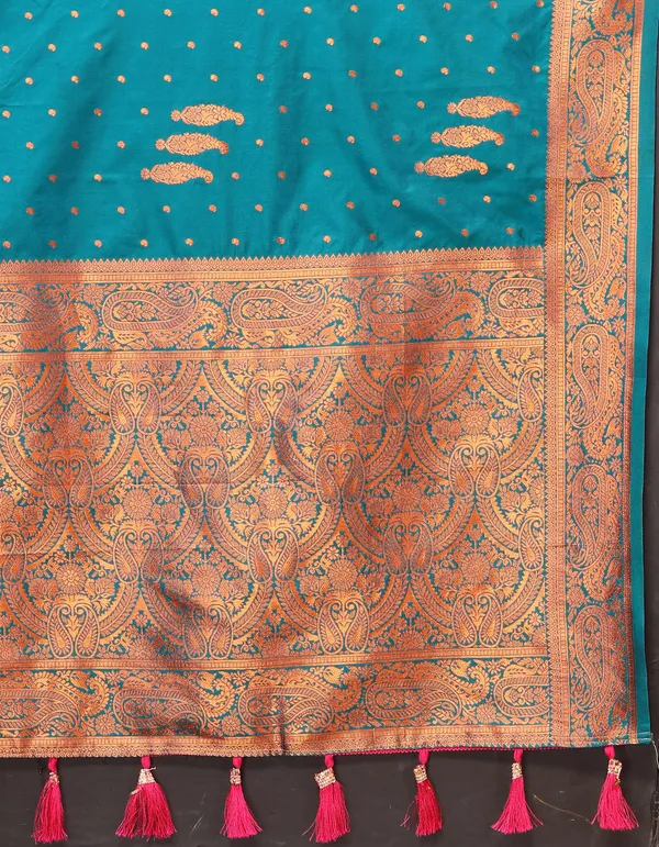 Peacoke_Blue_Soft_Silk_With_Copper_Zari_Weaving_Design_And_Rich_Zari_Weaving_Pallu_Saree