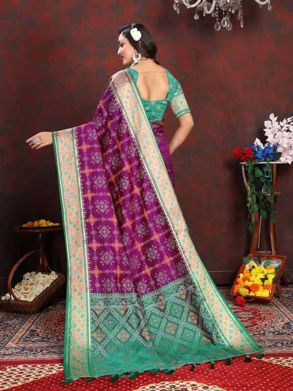 Wine_Soft_Patola_Silk_With_Meenakari_Zari_Weaving_Patterns_And_Rich_Zari_Weaving_Pallu_Saree
