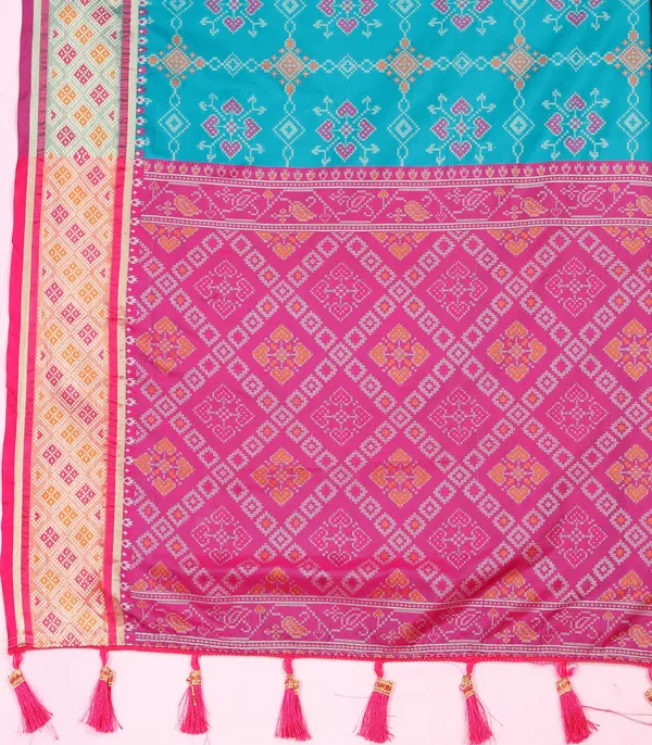 Sky_Blue_Soft_Patola_Silk_With_Meenakari_Zari_Weaving_Patterns_And_Rich_Zari_Weaving_Pallu_Saree