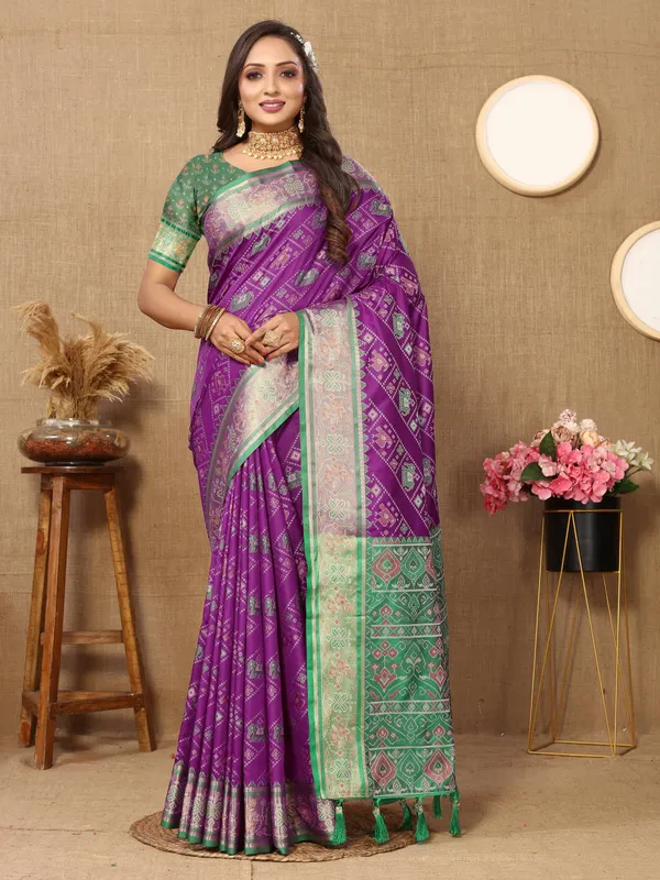 Wine_Soft_Patola_Silk_With_Meenakari_Zari_Weaving_Patterns_And_Rich_Zari_Weaving_Pallu_Saree