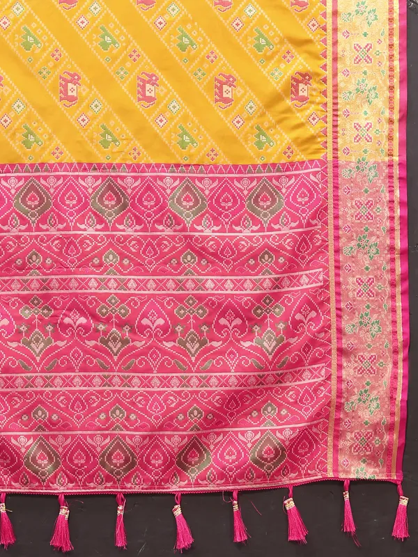 Yellow_Soft_Patola_Silk_With_Meenakari_Zari_Weaving_Patterns_And_Rich_Zari_Weaving_Pallu_Saree