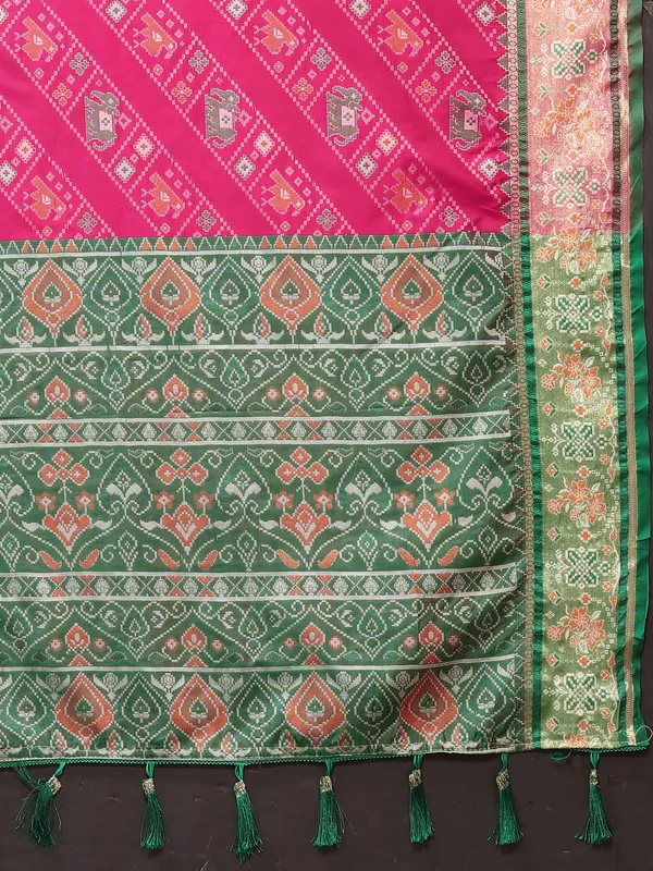 Pink_Soft_Patola_Silk_With_Meenakari_Zari_Weaving_Patterns_And_Rich_Zari_Weaving_Pallu_Saree