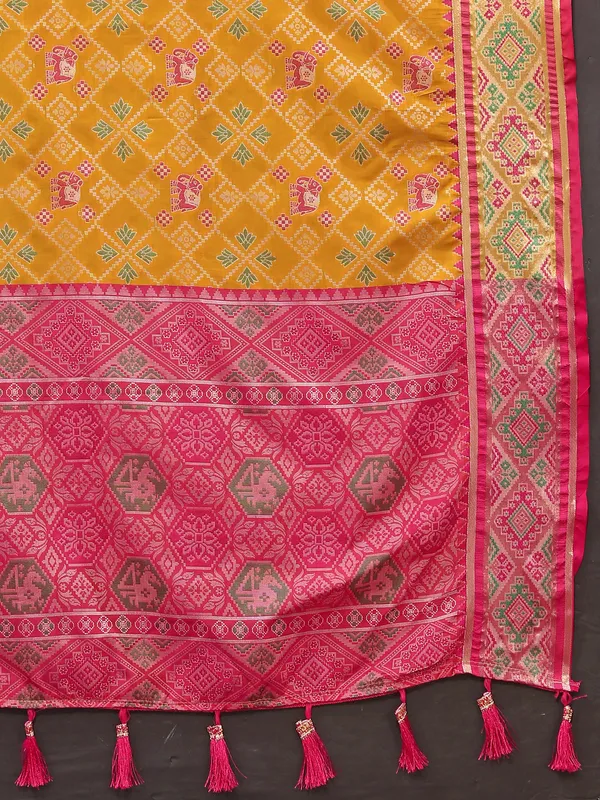 Yellow_Soft_Patola_Silk_With_Meenakari_Zari_Weaving_Patterns_And_Rich_Zari_Weaving_Pallu_Saree