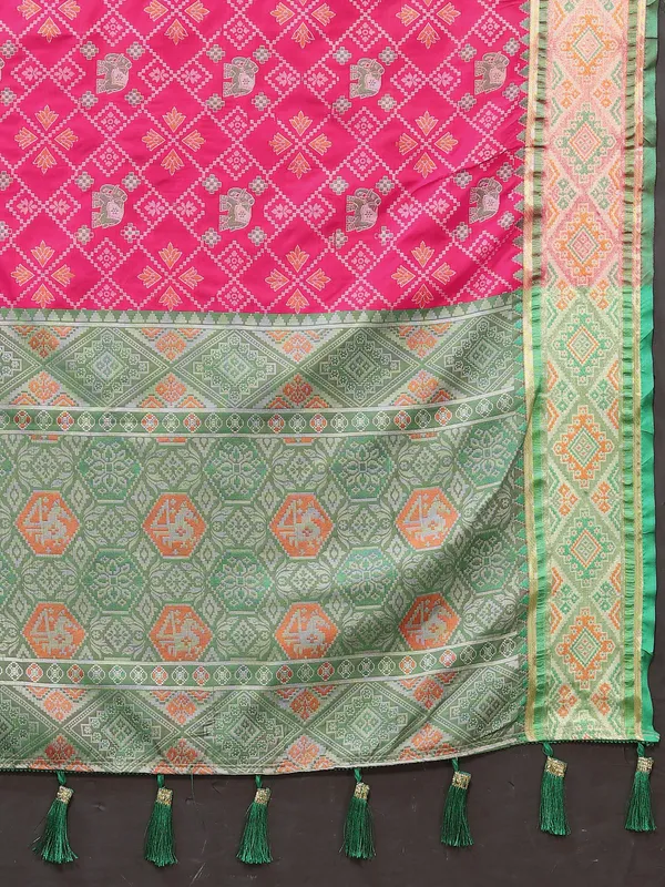 Pink_Soft_Patola_Silk_With_Meenakari_Zari_Weaving_Patterns_And_Rich_Zari_Weaving_Pallu_Saree