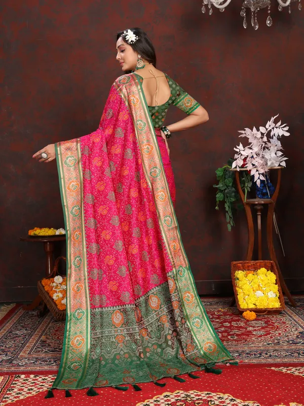 Red_Soft_Patola_Silk_With_Meenakari_Zari_Weaving_Patterns_And_Rich_Zari_Weaving_Pallu_Saree