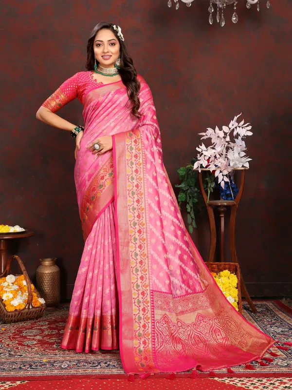 Pink_Soft_Organza_Silk_With_Meenakari_Weaving_Design_Pallu_Saree