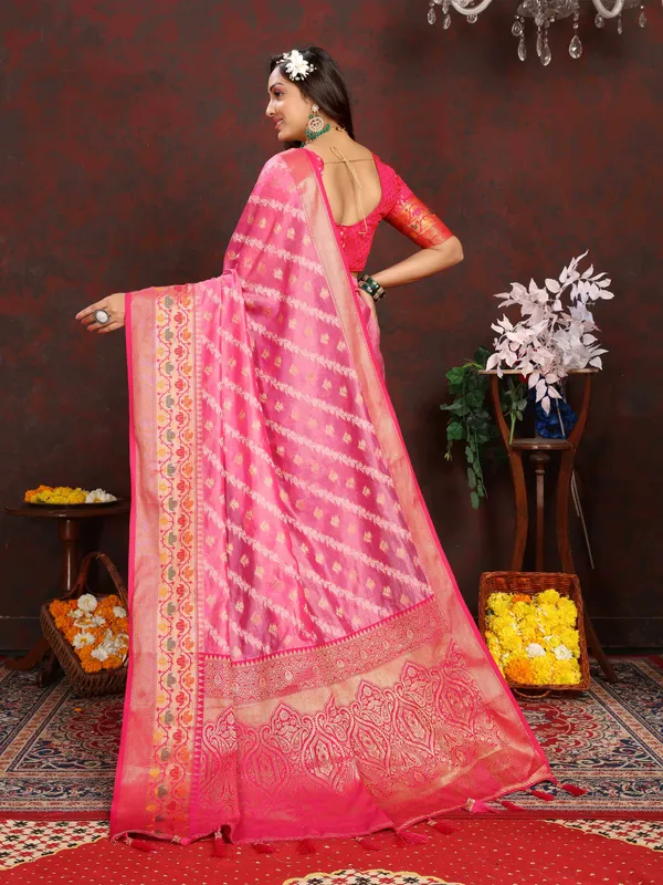 Pink_Soft_Organza_Silk_With_Meenakari_Weaving_Design_Pallu_Saree