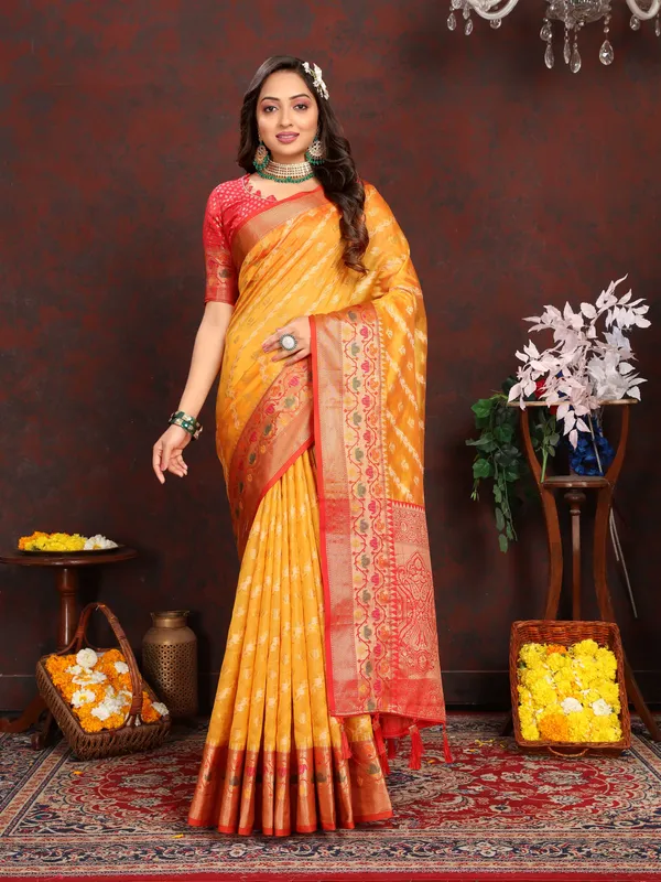 Yellow_Soft_Organza_Silk_With_Meenakari_Weaving_Design_Pallu_Saree