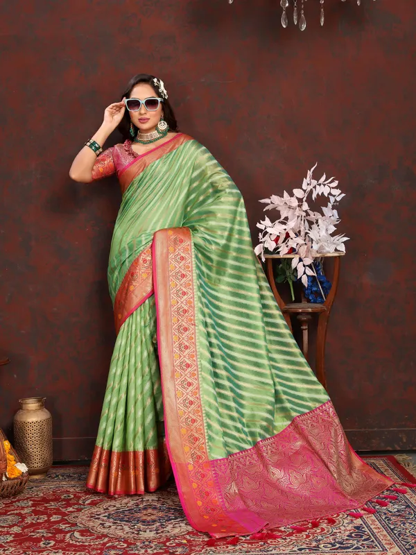 Green_Soft_Organza_Silk_With_Meenakari_Weaving_Design_Pallu_Saree