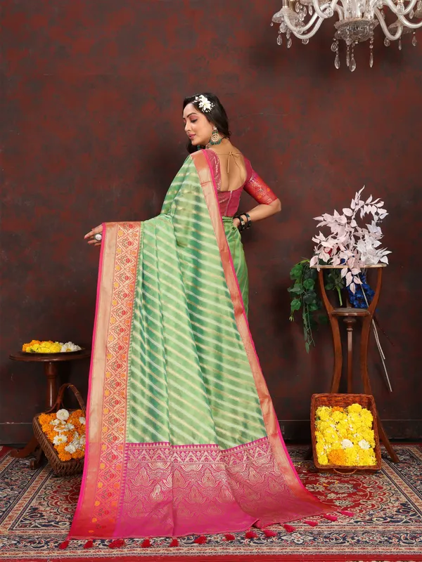 Green_Soft_Organza_Silk_With_Meenakari_Weaving_Design_Pallu_Saree