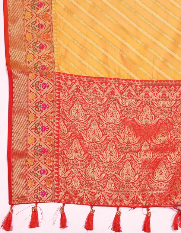 Yellow_Soft_Organza_Silk_With_Meenakari_Weaving_Design_Pallu_Saree