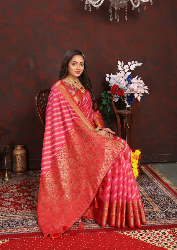 Red_Soft_Organza_Silk_With_Meenakari_Weaving_Design_Pallu_Saree
