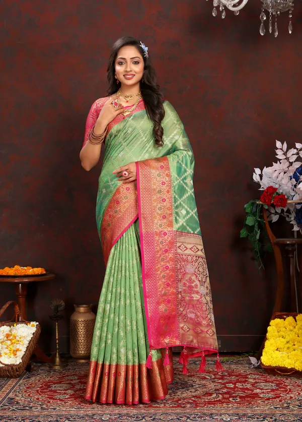 Green_Soft_Organza_Silk_With_Meenakari_Weaving_Design_Pallu_Saree