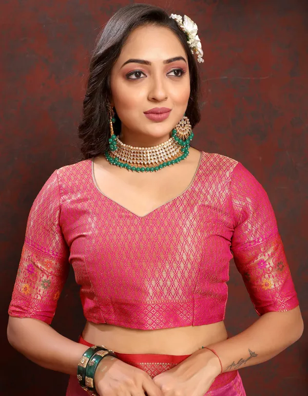 Green_Soft_Organza_Silk_With_Meenakari_Weaving_Design_Pallu_Saree