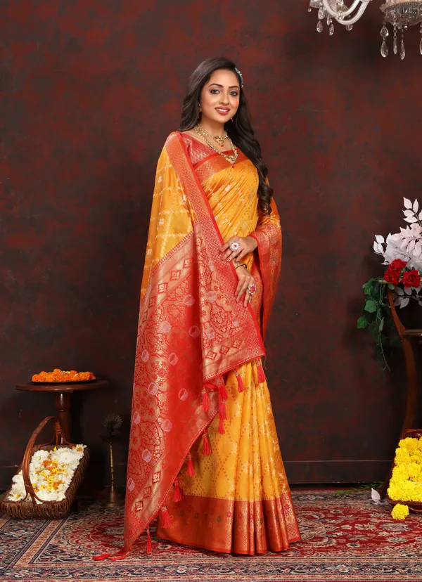 Yellow_Soft_Organza_Silk_With_Meenakari_Weaving_Design_Pallu_Saree