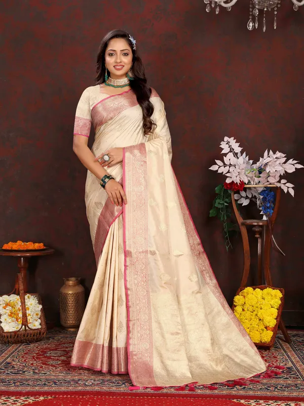 Cream_Soft_Organza_Silk_With_Meenakari_Weaving_Design_Pallu_Saree