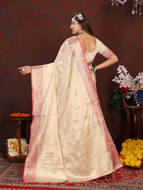 Cream_Soft_Organza_Silk_With_Meenakari_Weaving_Design_Pallu_Saree