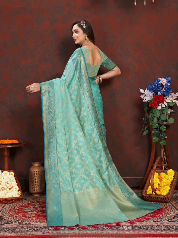 Sea_Green_Soft_Katan_Silk_With_Zari_Weaving_Design,_Rich_Zari_Weaving_Pallu_Saree