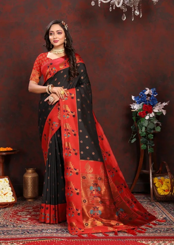 Black_Soft_Paithani_Silk_With_Zari_Weaving_Design_Pallu_Saree