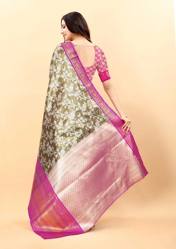 Black_Amazing_Ethnic_Wear_Silk_Blended_Kanjivaram_Traditional_Saree