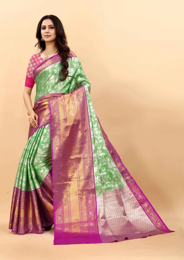 Pista_Amazing_Ethnic_Wear_Silk_Blended_Kanjivaram_Traditional_Saree