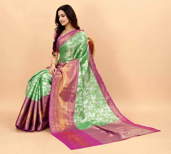 Pista_Amazing_Ethnic_Wear_Silk_Blended_Kanjivaram_Traditional_Saree