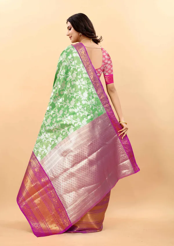 Pista_Amazing_Ethnic_Wear_Silk_Blended_Kanjivaram_Traditional_Saree