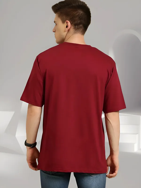Men_Oversized_Drop_Shoulder_Foot_Chest_Printed_Half_Sleeve_T_shirt