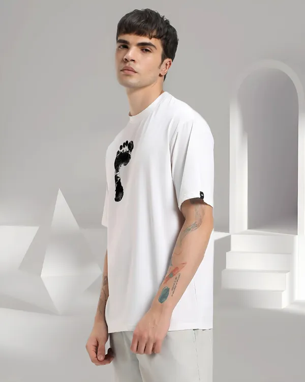 Men_Oversized_Drop_Shoulder_Foot_Chest_Printed_Half_Sleeve_T_shirt
