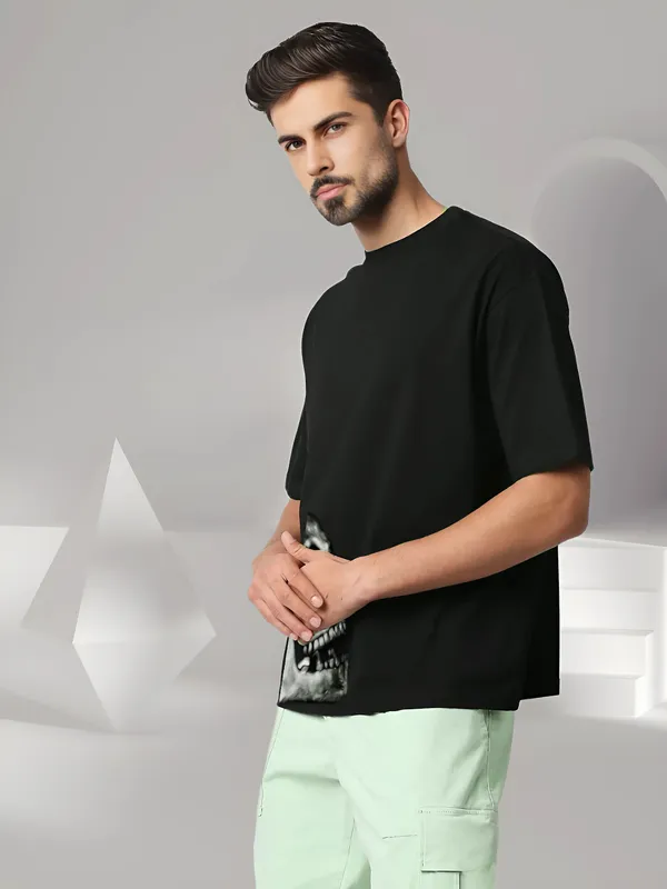 Men_Oversized_Front_Corner_Skull_Printed_Half_Sleeve_Pure_Cotton_T_Shirt