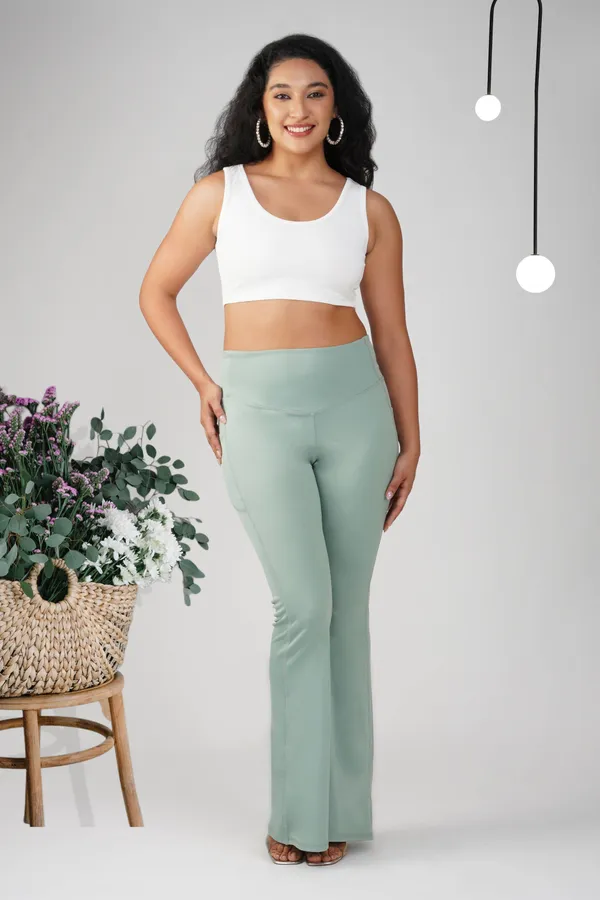 White_Cotton_Ribbed_Crop_Tank_Top_For_Women