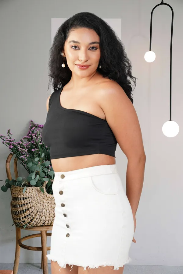 Black_Cotton_Ribbed_Crop_Tank_Top_For_Women