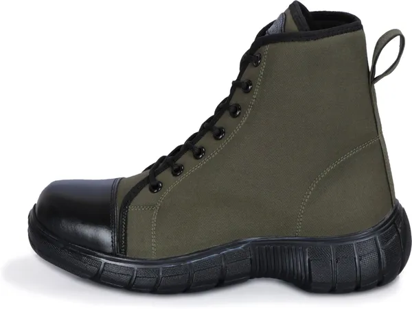 Black_Leather_Boots_For_Men