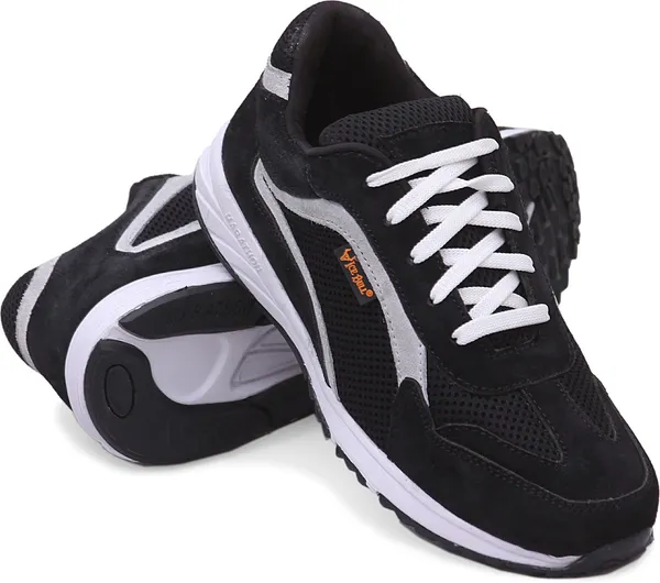 Black_Leather_Sports_Sneakers_For_Men
