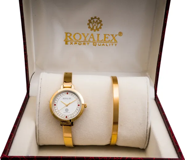 White_Dial_Golden_Case_and_Golden_Bangle_Chain_Combo__Watch_For_Women