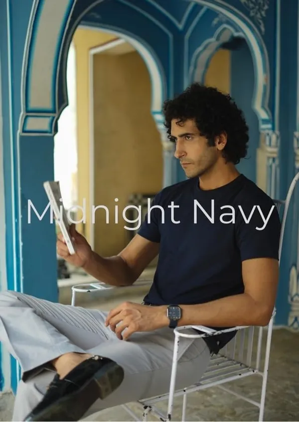 Midnight_Navy_Cotton_Blend_Solid_Round_Neck_Half_Sleeve_T-Shirt_For_Men