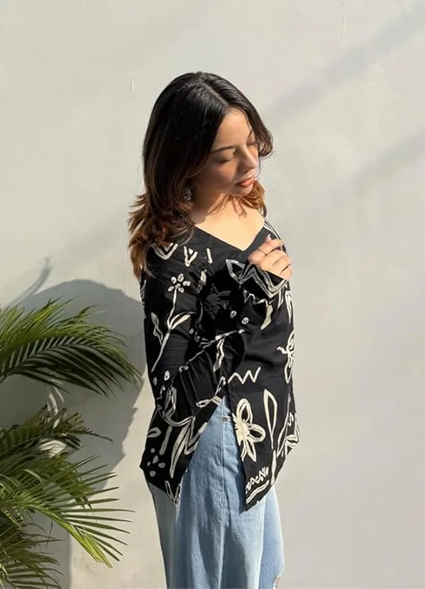 BLACK_URBAN_SHORT_TOP
