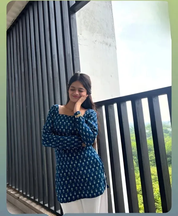 SHORT_KURTI_