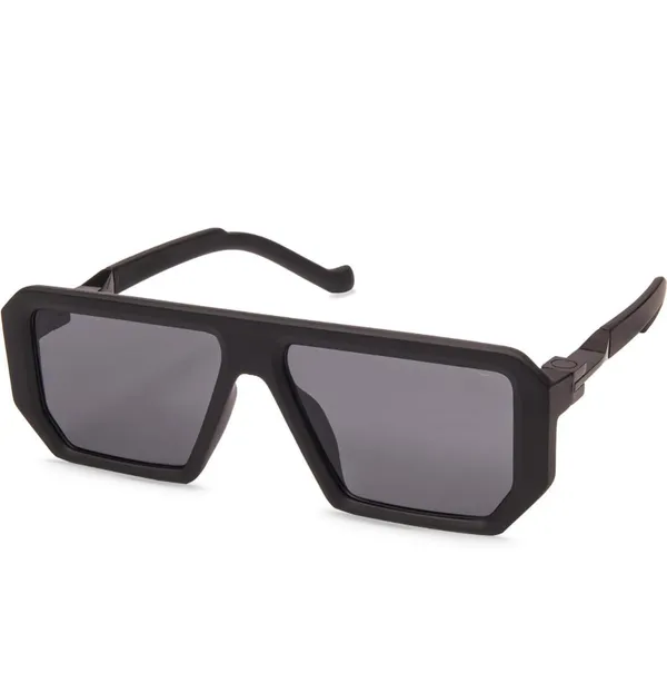 Black_unisex_sunglasses_for_men_and_women