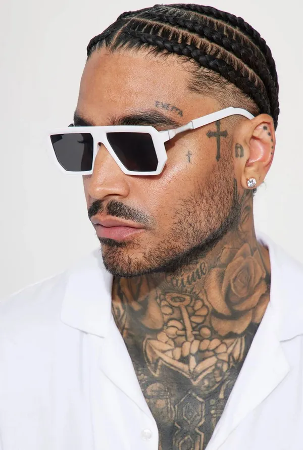 White_unisex_sunglasses_for_men_and_women