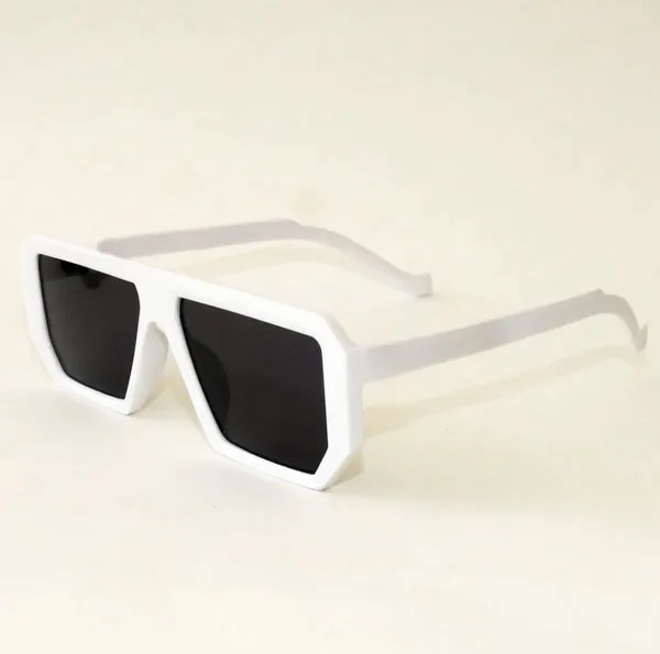 White_unisex_sunglasses_for_men_and_women