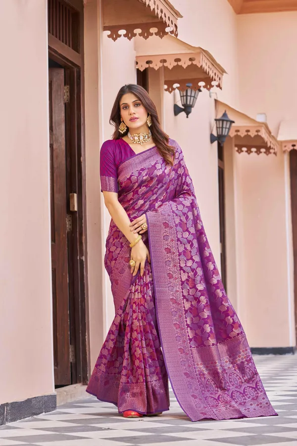 Purple_Silk_Sarees_With_Blouse_Piece_For_Women