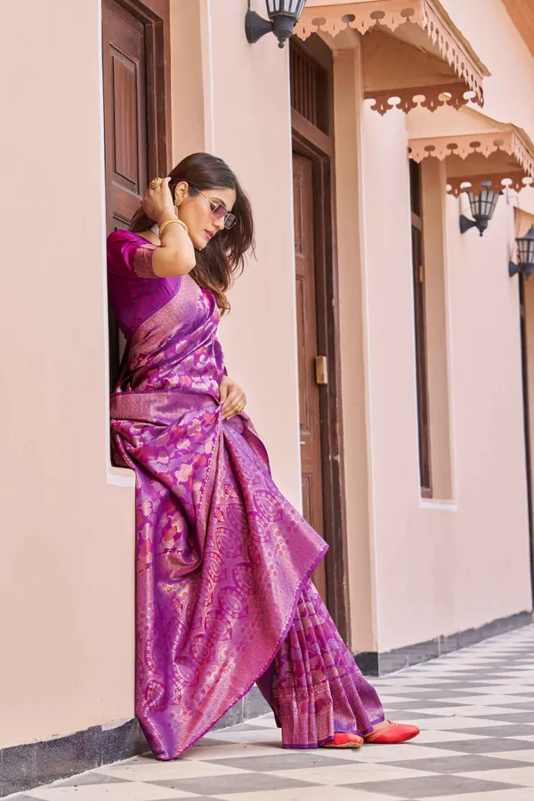 Purple_Silk_Sarees_With_Blouse_Piece_For_Women